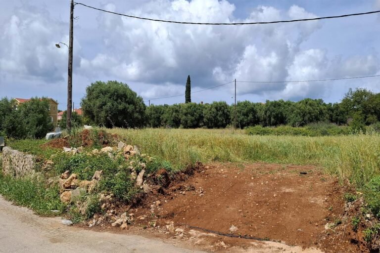 land-sale-in-koudourata-3440