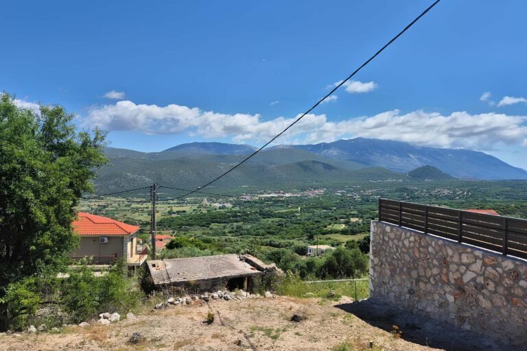 Θέα από τα οικόπεδα - Κωδ. Ακινήτου 3420
