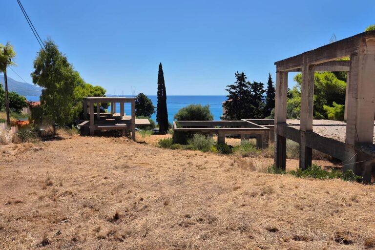 property-with-sea-view-3489