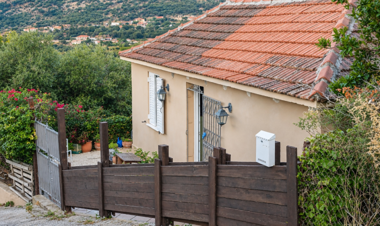 The outside of the house - Property id 3519