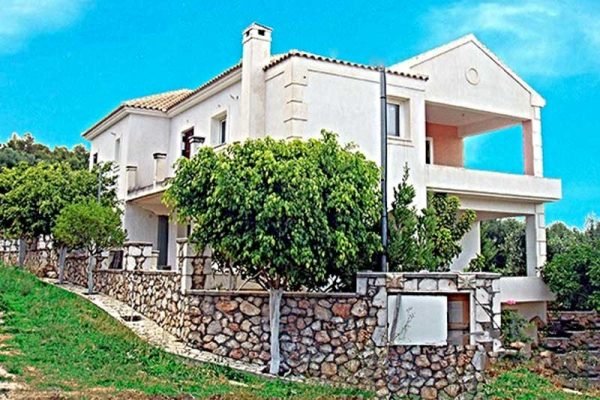 house-2000-in quiet area