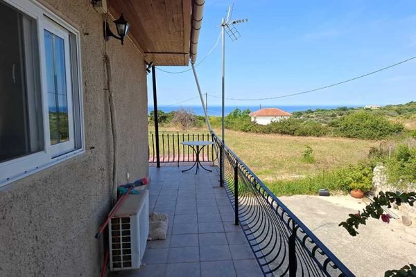 house-3276-view of the veranda
