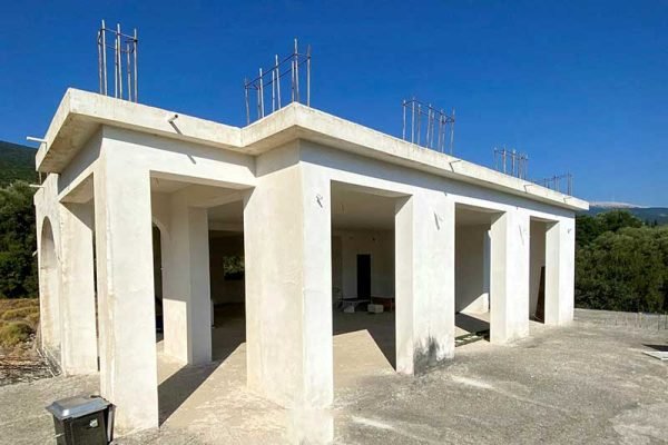 property-3281-side view of the property