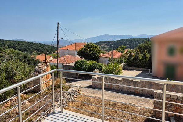 house-3329-view of the balcony
