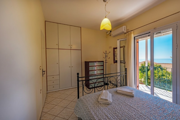 bedroom with a view - property id 3514