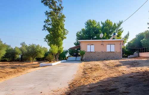 άποψη κατοικίας στις Μηνιές - Κωδ. Ακινήτου 2249