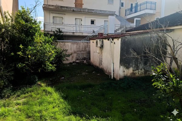 side view of the plot in Agia Efimia - property id 3359