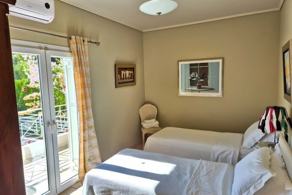 bedroom of the villa in Katelios - property id 3342