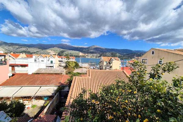 maisonette-3232-with sea views