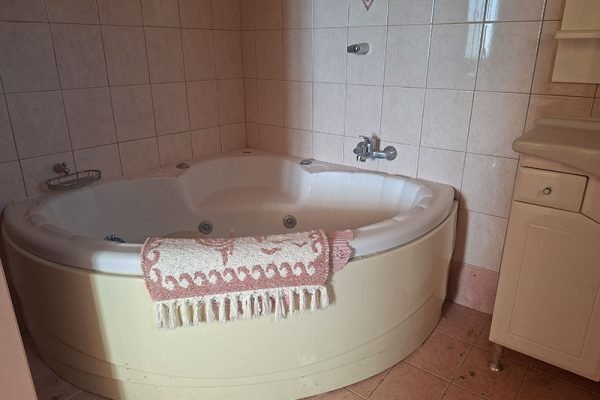 ratzakli-3325-bathroom