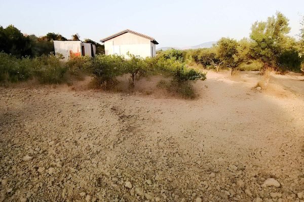 πλαϊνή όψη κατοικίας στην Παλική - Κωδ. Ακινήτου 2252