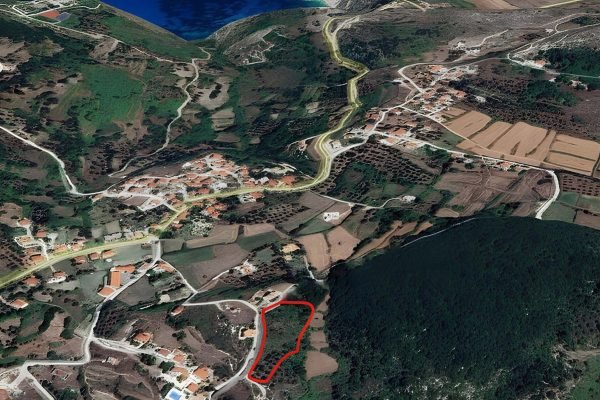 Οικόπεδο με μεγάλη πρόσοψη στην Αγ. Θέκλη - Κωδ. Ακινήτου 3363