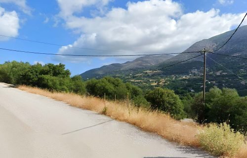 plot near utility networks in Loukata - property id 3373