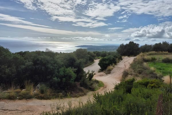 parcel with road in Vlachata - property id 3349