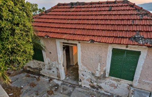 View of the building - property id 3465