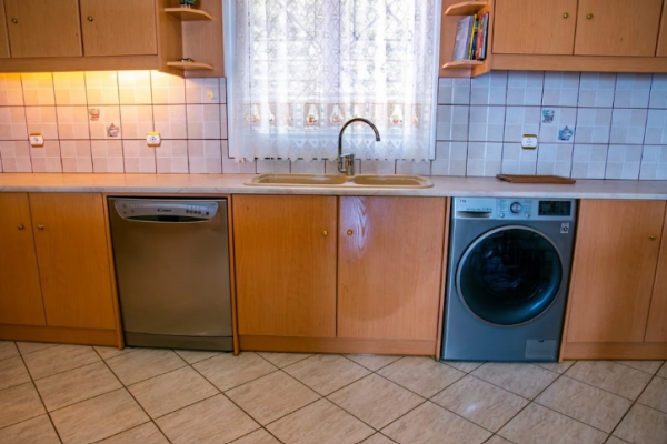 view of the kitchen - property id 3514