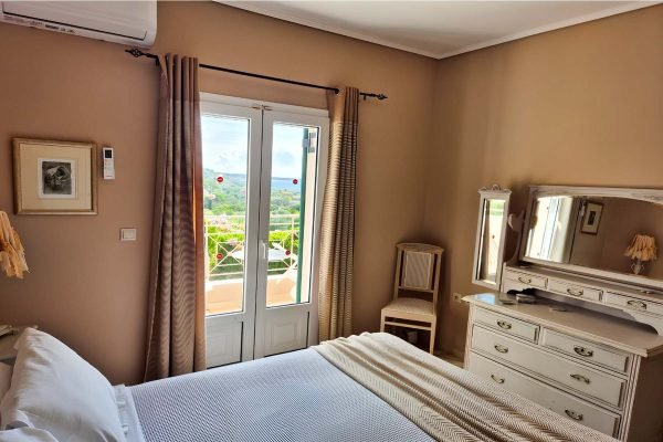 view of a bedroom of the villa in Katelios - property id 3341